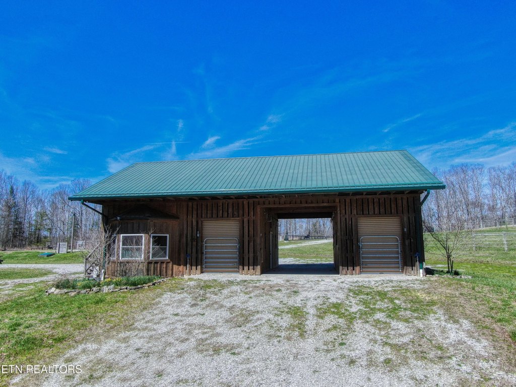 Allardt, Tennessee, 38504, United States, 1 Bedroom Bedrooms, ,1 BathroomBathrooms,Residential,Forsale,1905423