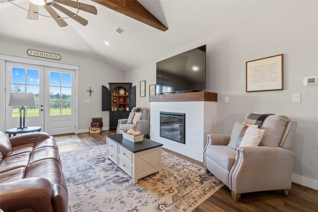 Livingston, Texas, 77351, United States, 3 Bedrooms Bedrooms, ,2 BathroomsBathrooms,Residential,Forsale,1954133