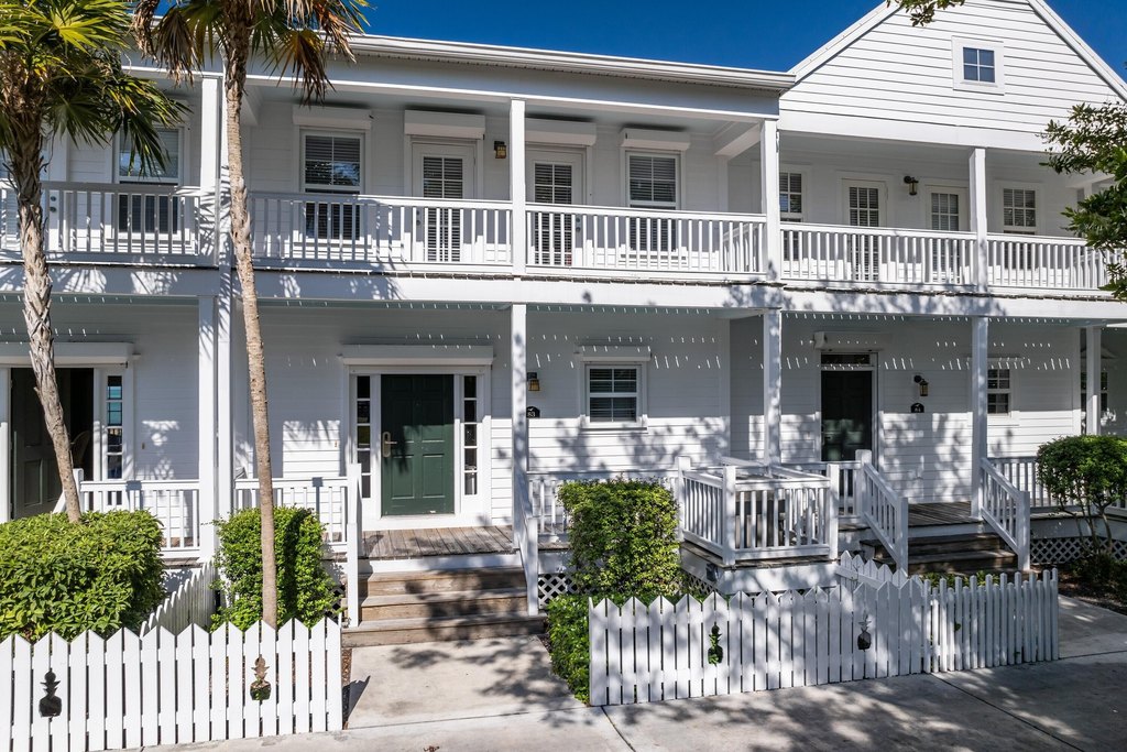 MARATHON, Florida, 33050, United States, 3 Bedrooms Bedrooms, ,2.5 BathroomsBathrooms,Residential,Forsale,1927575