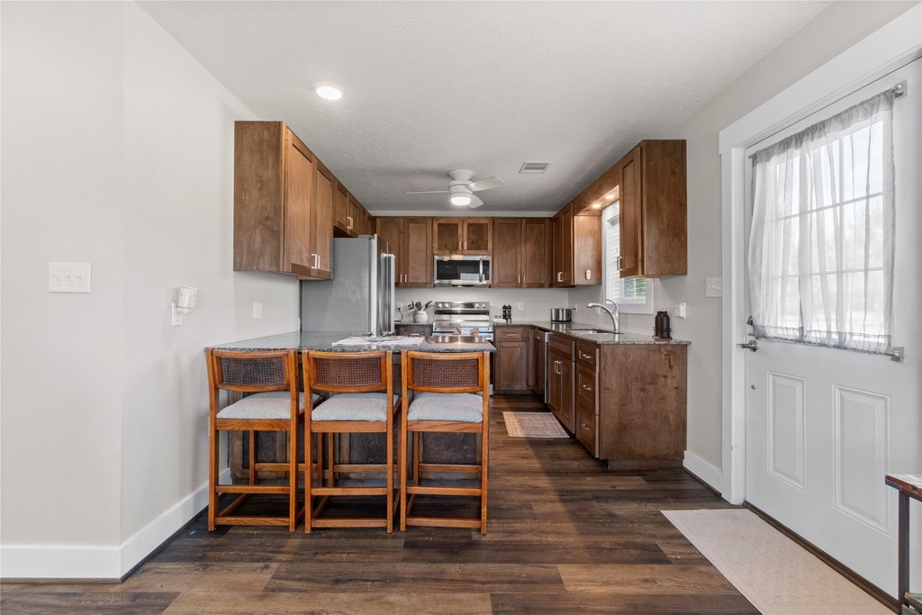 Livingston, Texas, 77351, United States, 3 Bedrooms Bedrooms, ,2 BathroomsBathrooms,Residential,Forsale,1954133