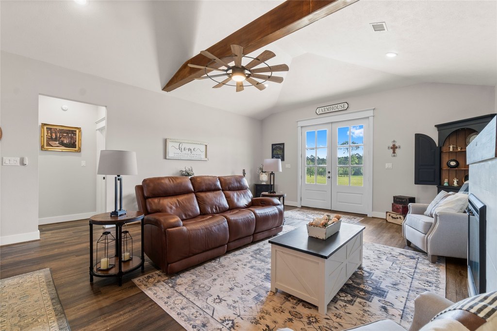 Livingston, Texas, 77351, United States, 3 Bedrooms Bedrooms, ,2 BathroomsBathrooms,Residential,Forsale,1954133