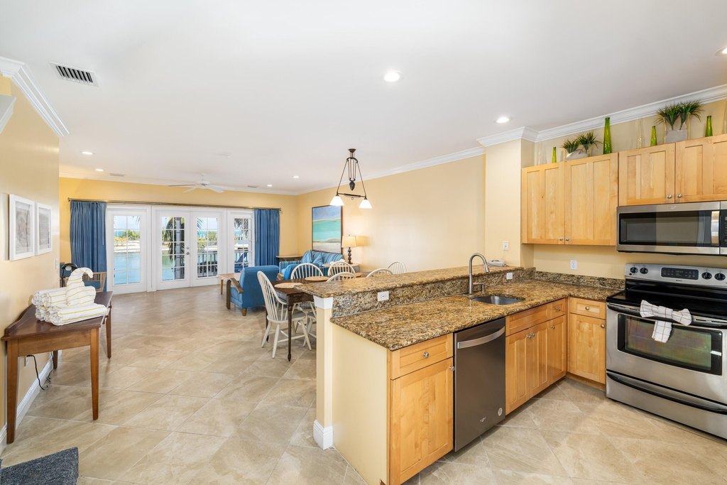 MARATHON, Florida, 33050, United States, 3 Bedrooms Bedrooms, ,2.5 BathroomsBathrooms,Residential,Forsale,1927575