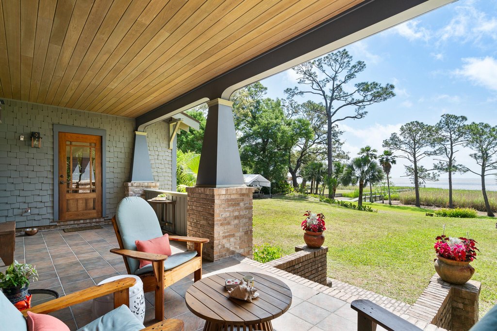 Apalachiacola, Florida, 32320, United States, 5 Bedrooms Bedrooms, ,5 BathroomsBathrooms,Residential,Forsale,1946766