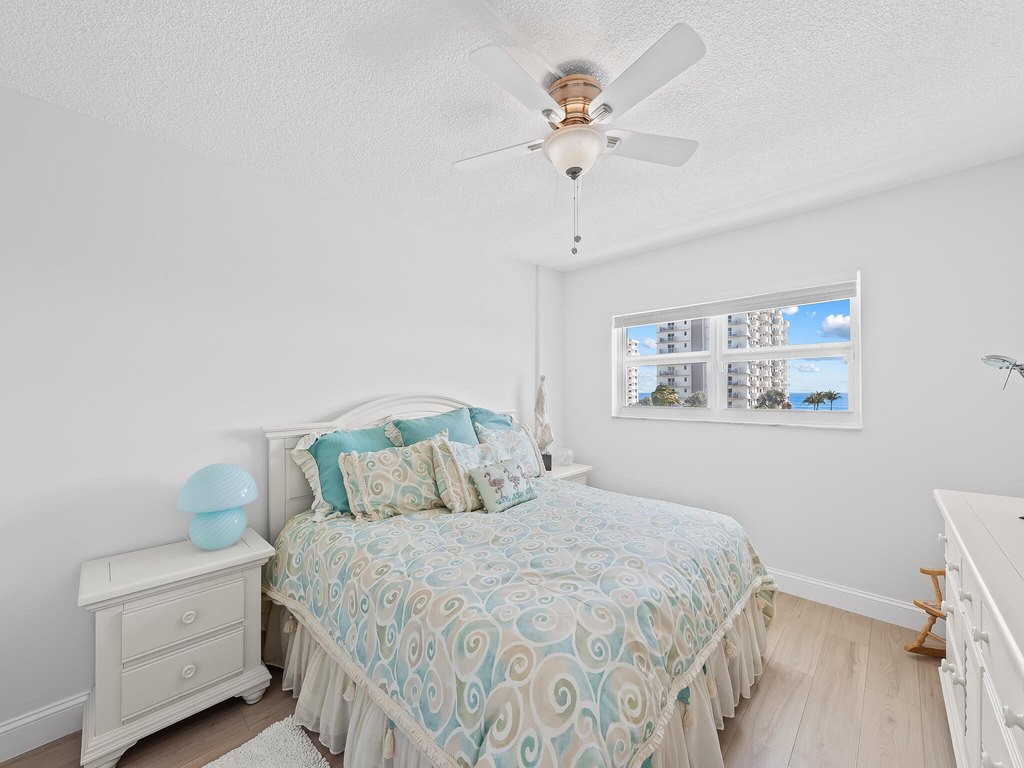 Highland Beach, Florida, 33487, United States, 2 Bedrooms Bedrooms, ,2 BathroomsBathrooms,Residential,Forsale,1905199