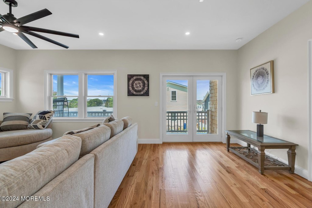 South Seaside Park, New Jersey, 08752, United States, 7 Bedrooms Bedrooms, ,5 BathroomsBathrooms,Residential,Forsale,1922394