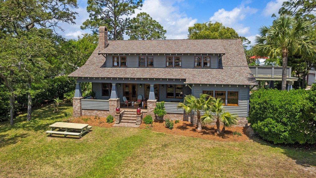 Apalachiacola, Florida, 32320, United States, 5 Bedrooms Bedrooms, ,5 BathroomsBathrooms,Residential,Forsale,1946766