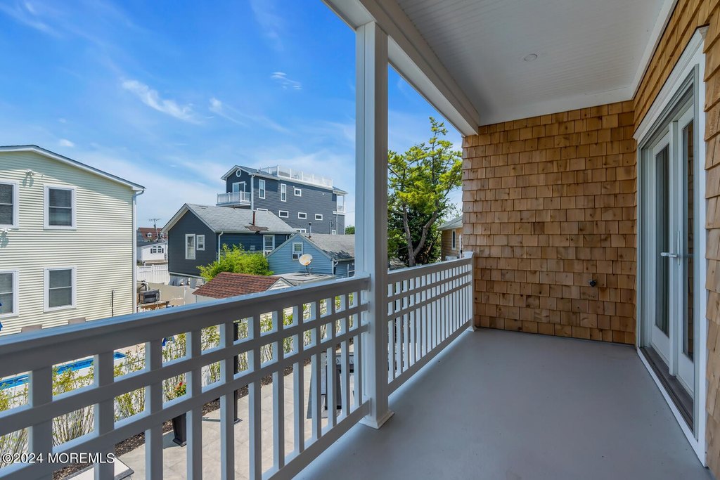 South Seaside Park, New Jersey, 08752, United States, 7 Bedrooms Bedrooms, ,5 BathroomsBathrooms,Residential,Forsale,1922394