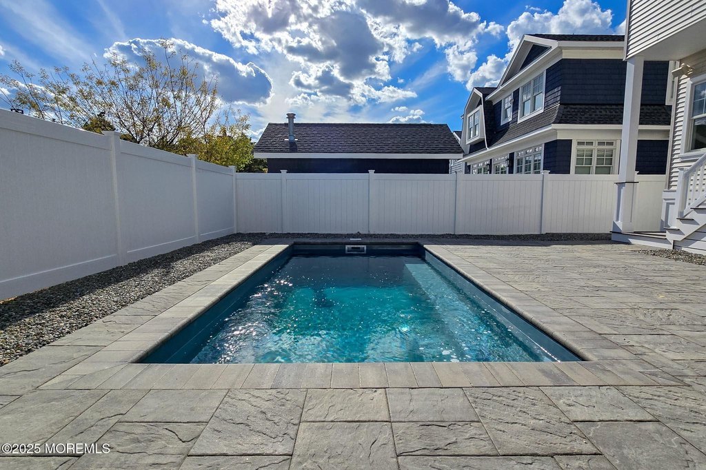 Lavallette, New Jersey, 08735, United States, 6 Bedrooms Bedrooms, ,4.5 BathroomsBathrooms,Residential,Forsale,1884445