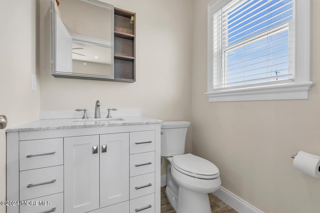 South Seaside Park, New Jersey, 08752, United States, 7 Bedrooms Bedrooms, ,5 BathroomsBathrooms,Residential,Forsale,1922394