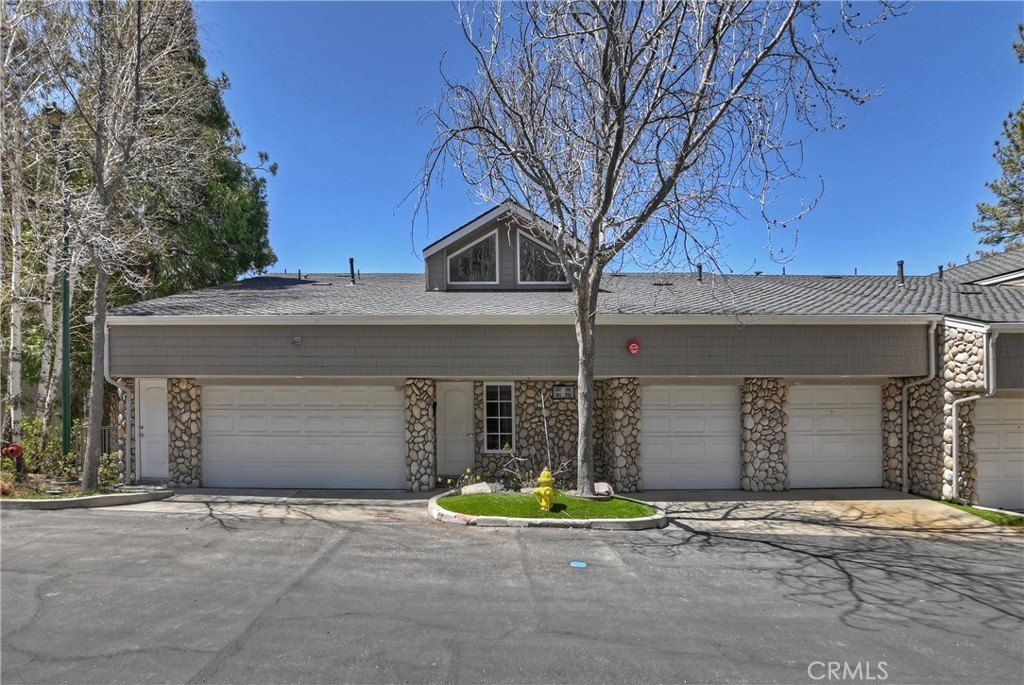 Lake Arrowhead, California, 92352, United States, 2 Bedrooms Bedrooms, ,2 BathroomsBathrooms,Residential,Forsale,1953300
