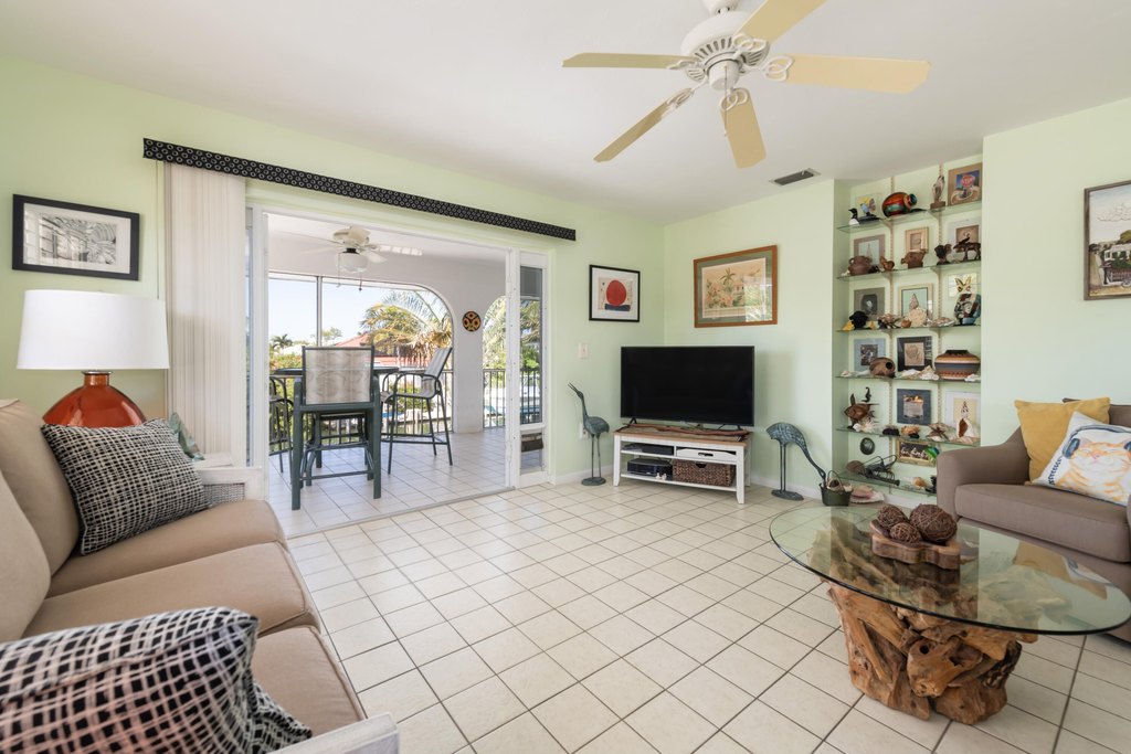 Marathon, Florida, 33050, United States, 4 Bedrooms Bedrooms, ,3 BathroomsBathrooms,Residential,Forsale,1927573