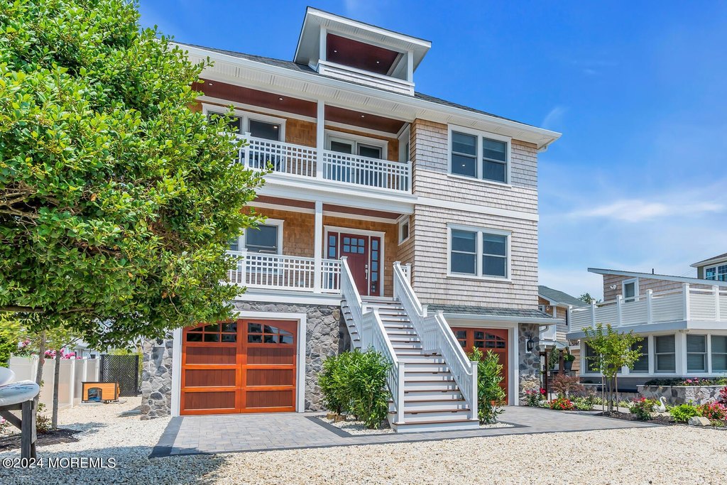 South Seaside Park, New Jersey, 08752, United States, 7 Bedrooms Bedrooms, ,5 BathroomsBathrooms,Residential,Forsale,1922394