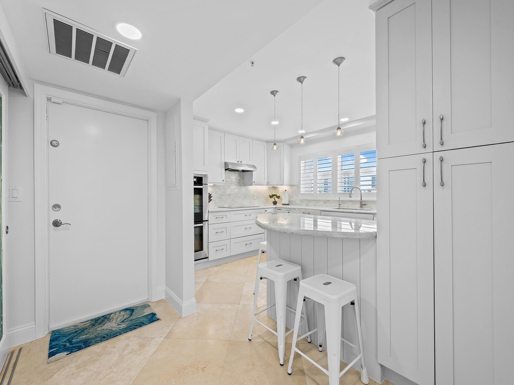 Highland Beach, Florida, 33487, United States, 2 Bedrooms Bedrooms, ,2 BathroomsBathrooms,Residential,Forsale,1905199