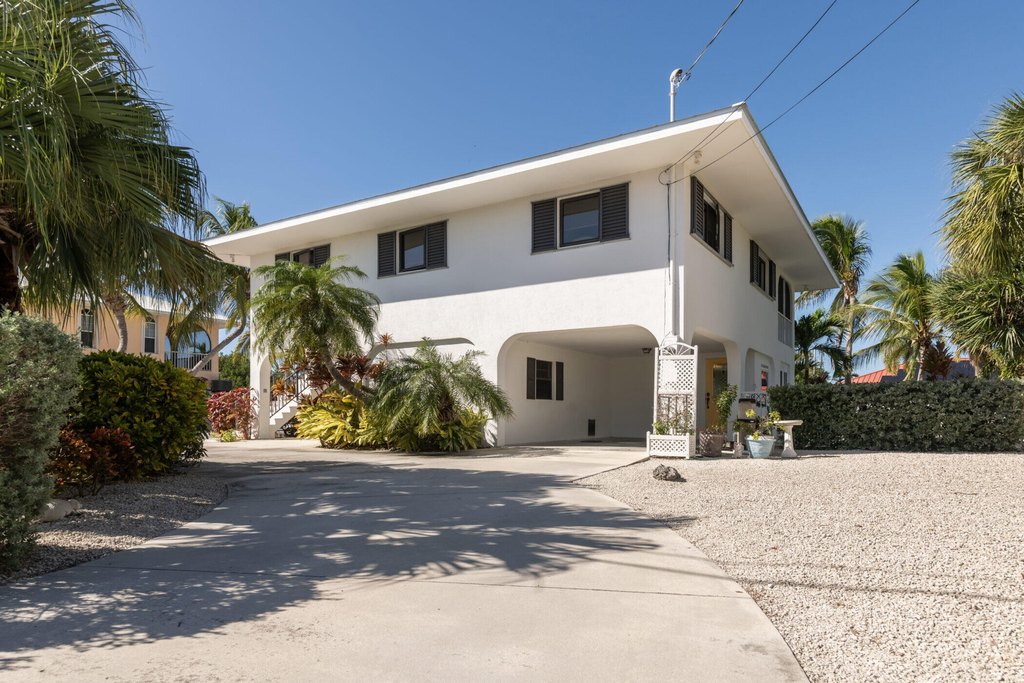 Marathon, Florida, 33050, United States, 4 Bedrooms Bedrooms, ,3 BathroomsBathrooms,Residential,Forsale,1927573