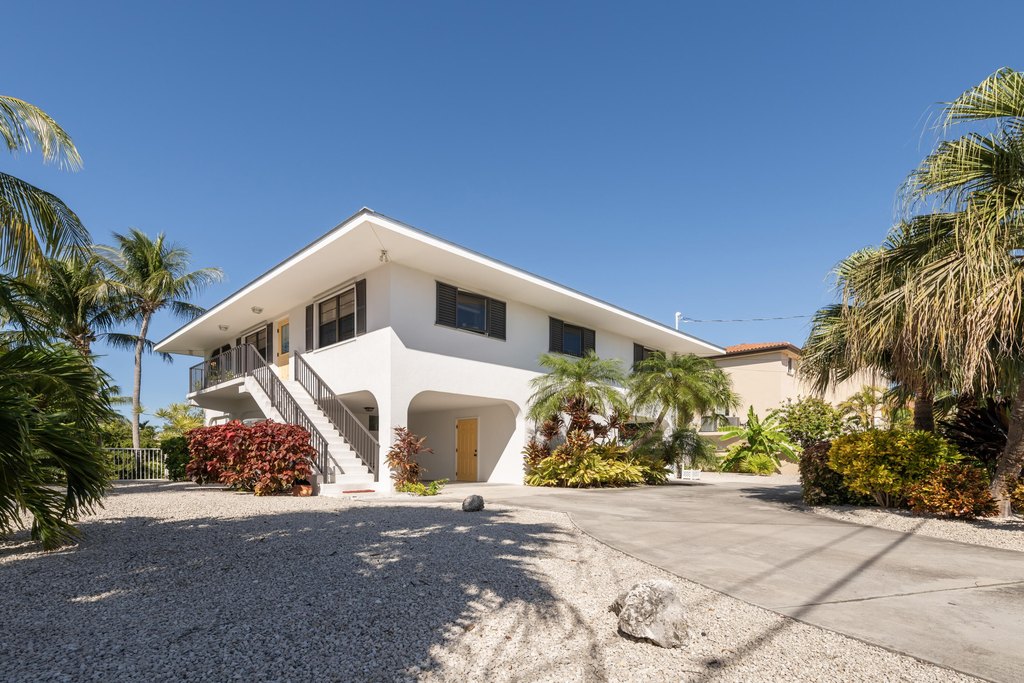 Marathon, Florida, 33050, United States, 4 Bedrooms Bedrooms, ,3 BathroomsBathrooms,Residential,Forsale,1927573