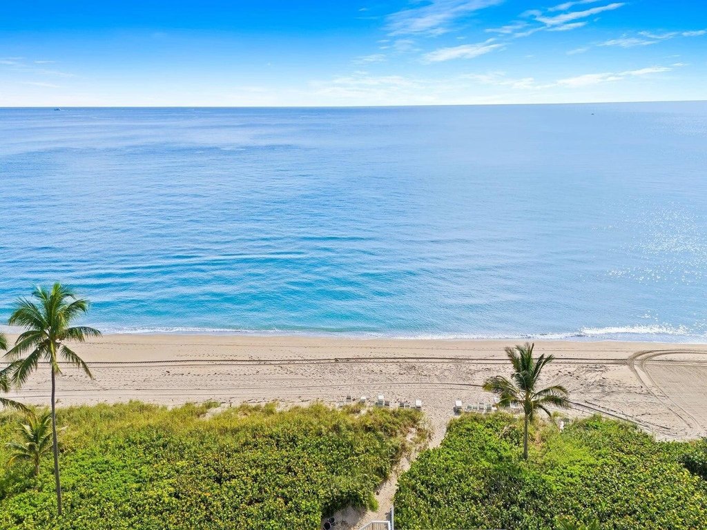 Highland Beach, Florida, 33487, United States, 2 Bedrooms Bedrooms, ,2 BathroomsBathrooms,Residential,Forsale,1905199