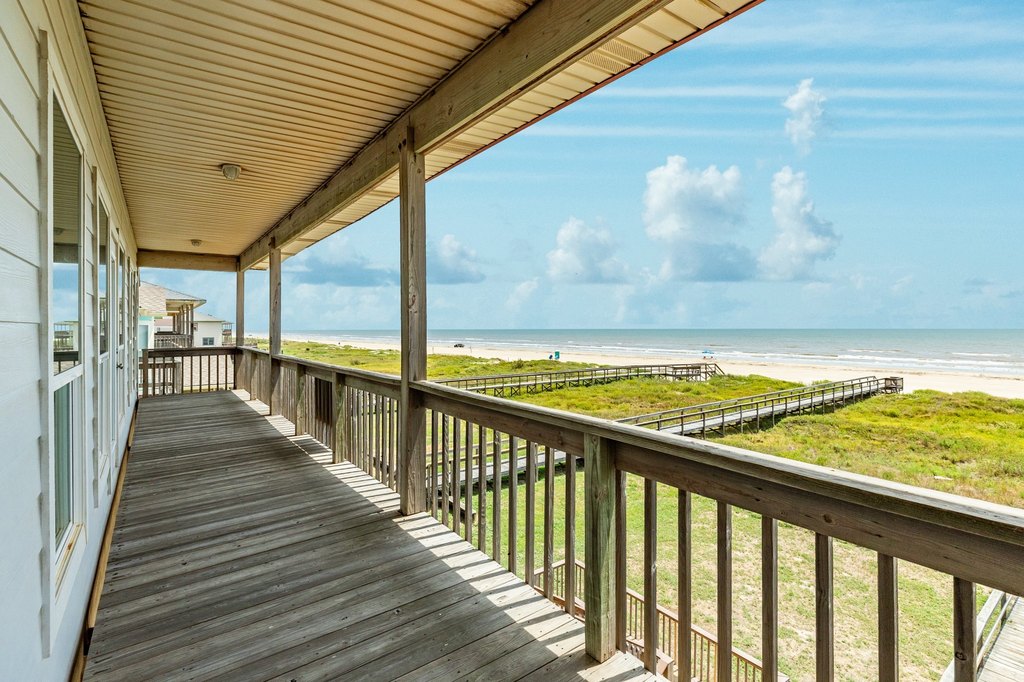 Surfside Beach, Texas, 77541, United States, 10 Bedrooms Bedrooms, ,6 BathroomsBathrooms,Residential,Forsale,1889081