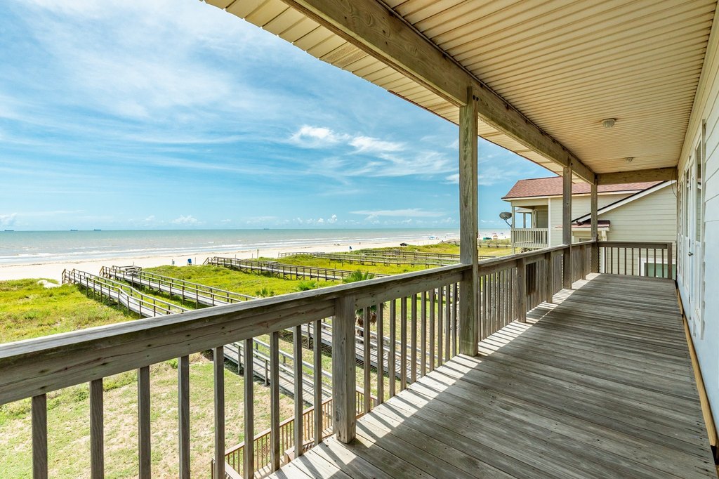 Surfside Beach, Texas, 77541, United States, 10 Bedrooms Bedrooms, ,6 BathroomsBathrooms,Residential,Forsale,1889081