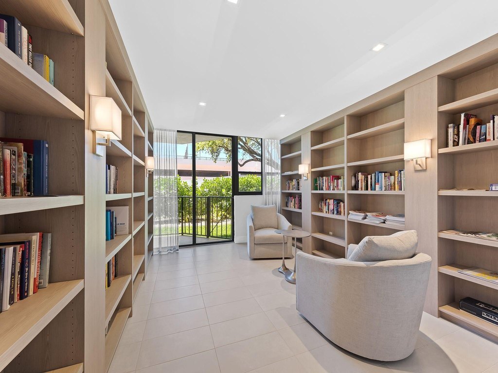 Boca Raton, Florida, 33487, United States, 2 Bedrooms Bedrooms, ,2 BathroomsBathrooms,Residential,Forsale,1886575