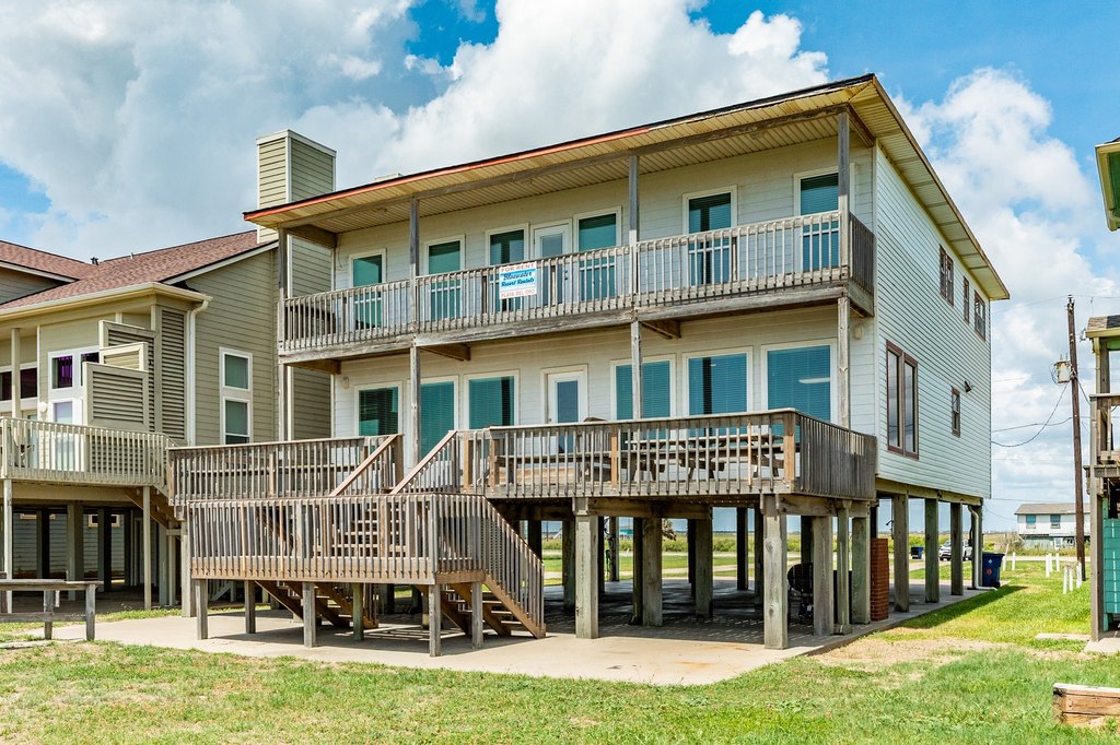 Surfside Beach, Texas, 77541, United States, 10 Bedrooms Bedrooms, ,6 BathroomsBathrooms,Residential,Forsale,1889081