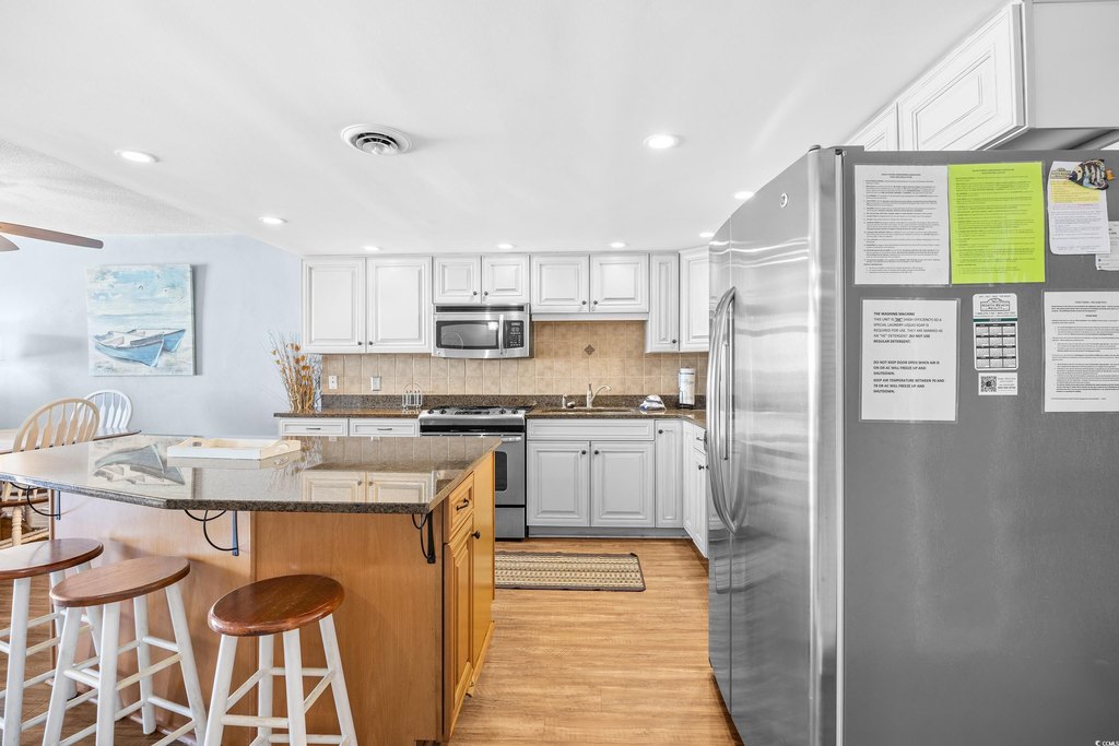 North Myrtle Beach, South Carolina, 29582, United States, 3 Bedrooms Bedrooms, ,2 BathroomsBathrooms,Residential,Forsale,1989804