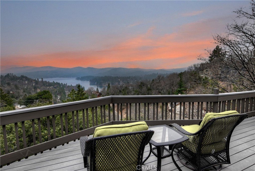 Lake Arrowhead, California, 92352, United States, 5 Bedrooms Bedrooms, ,5 BathroomsBathrooms,Residential,Forsale,1886300