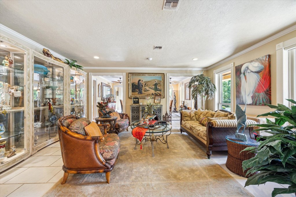 Friendswood, Texas, 77546, United States, 5 Bedrooms Bedrooms, ,6.5 BathroomsBathrooms,Residential,Forsale,1889098