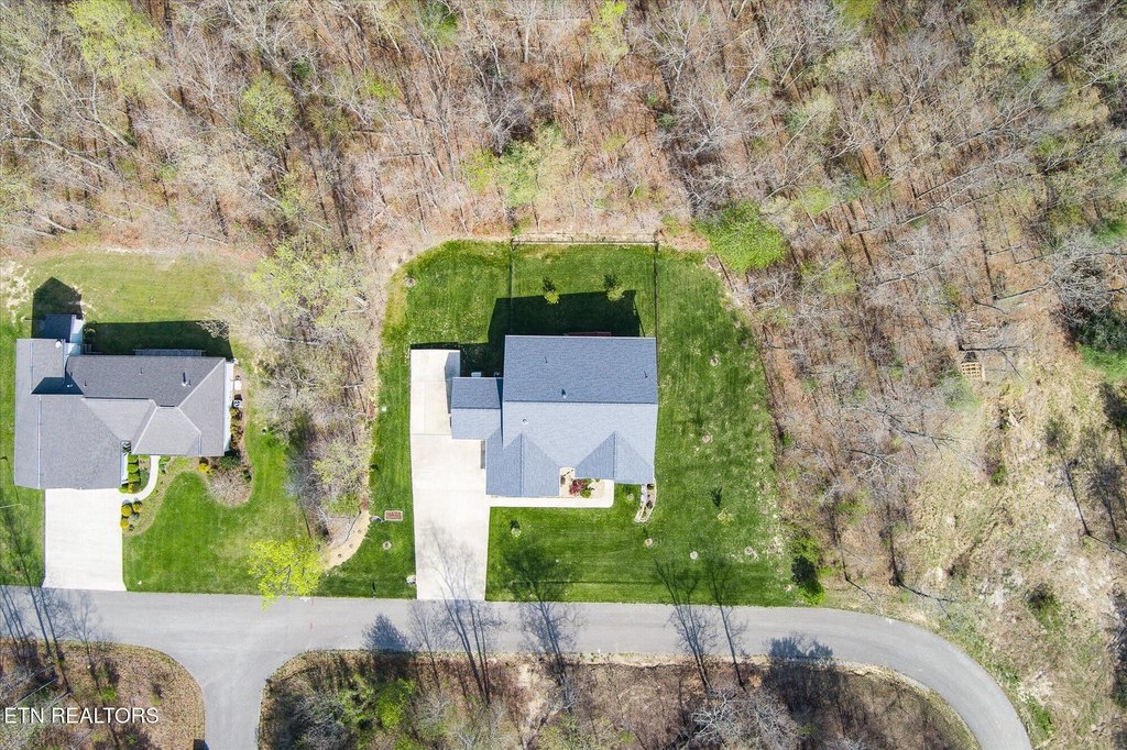 Crab Orchard, Tennessee, 37723, United States, 3 Bedrooms Bedrooms, ,2 BathroomsBathrooms,Residential,Forsale,1907852