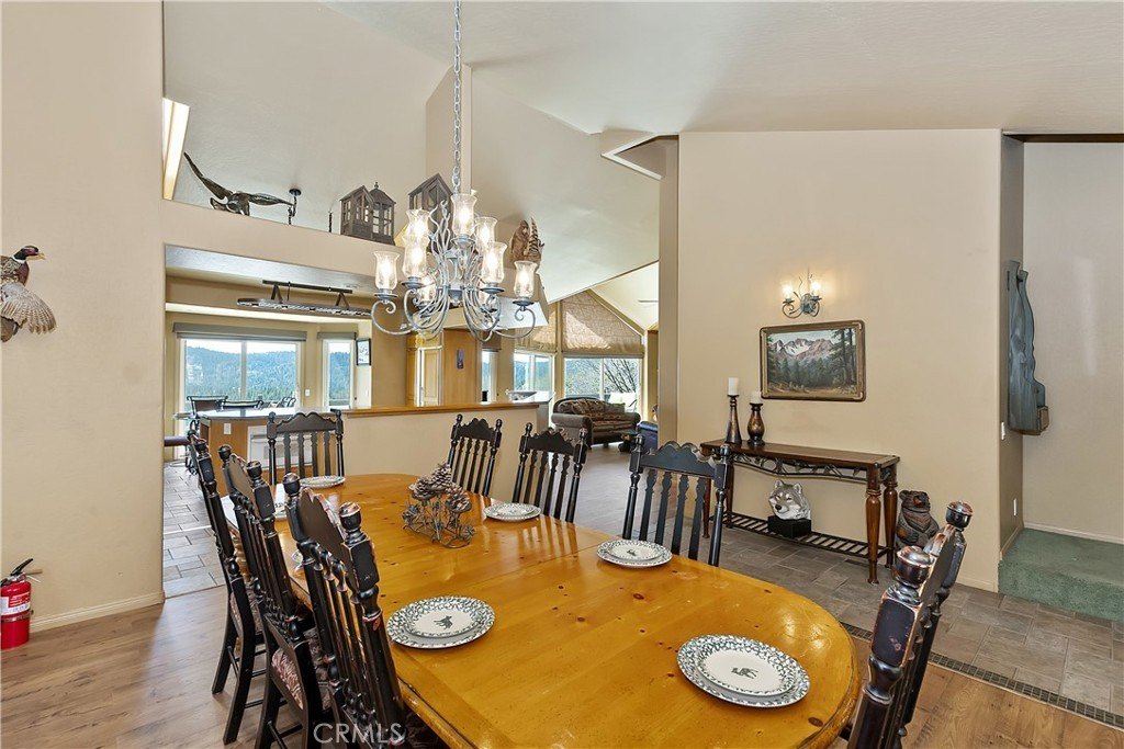 Lake Arrowhead, California, 92352, United States, 5 Bedrooms Bedrooms, ,5 BathroomsBathrooms,Residential,Forsale,1886300