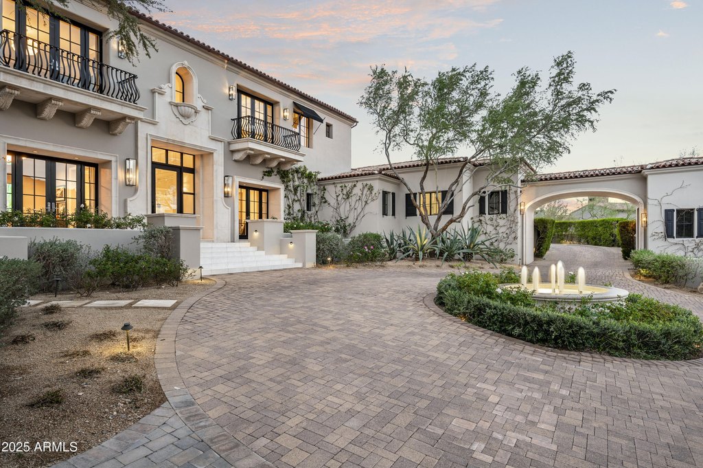 Scottsdale, Arizona, 85255, United States, 4 Bedrooms Bedrooms, ,5 BathroomsBathrooms,Residential,Forsale,1934072