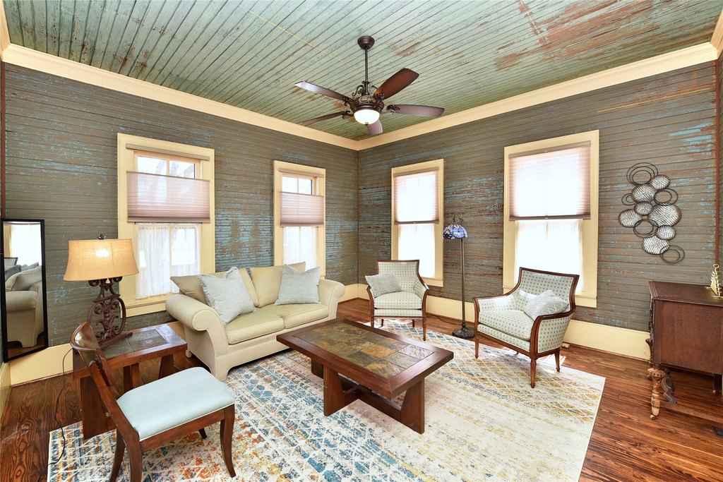 New Ulm, Texas, 78950, United States, 5 Bedrooms Bedrooms, ,4.5 BathroomsBathrooms,Residential,Forsale,1889075