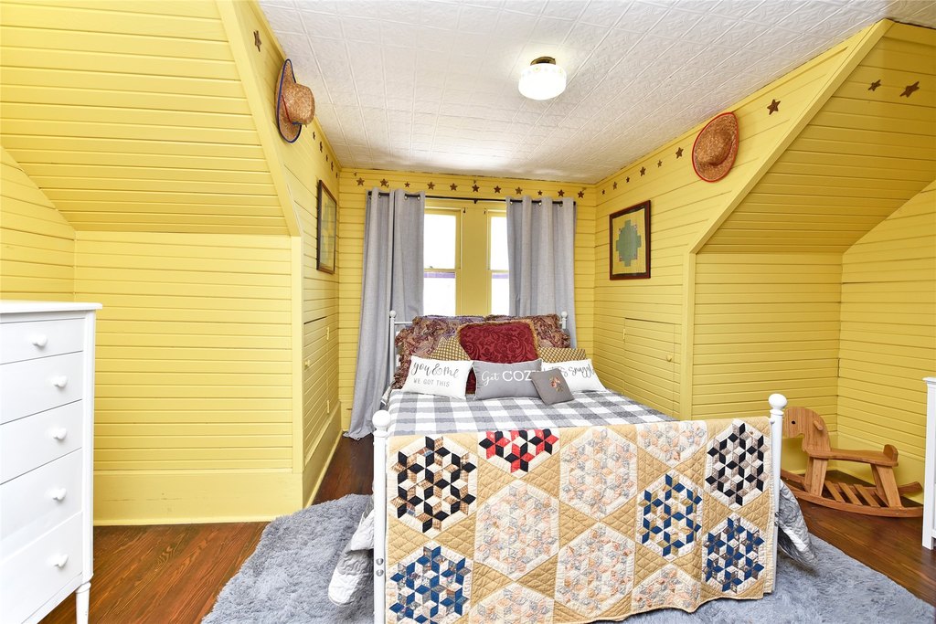 New Ulm, Texas, 78950, United States, 5 Bedrooms Bedrooms, ,4.5 BathroomsBathrooms,Residential,Forsale,1889075