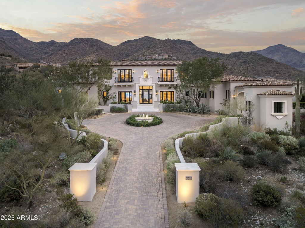 Scottsdale, Arizona, 85255, United States, 4 Bedrooms Bedrooms, ,5 BathroomsBathrooms,Residential,Forsale,1934072