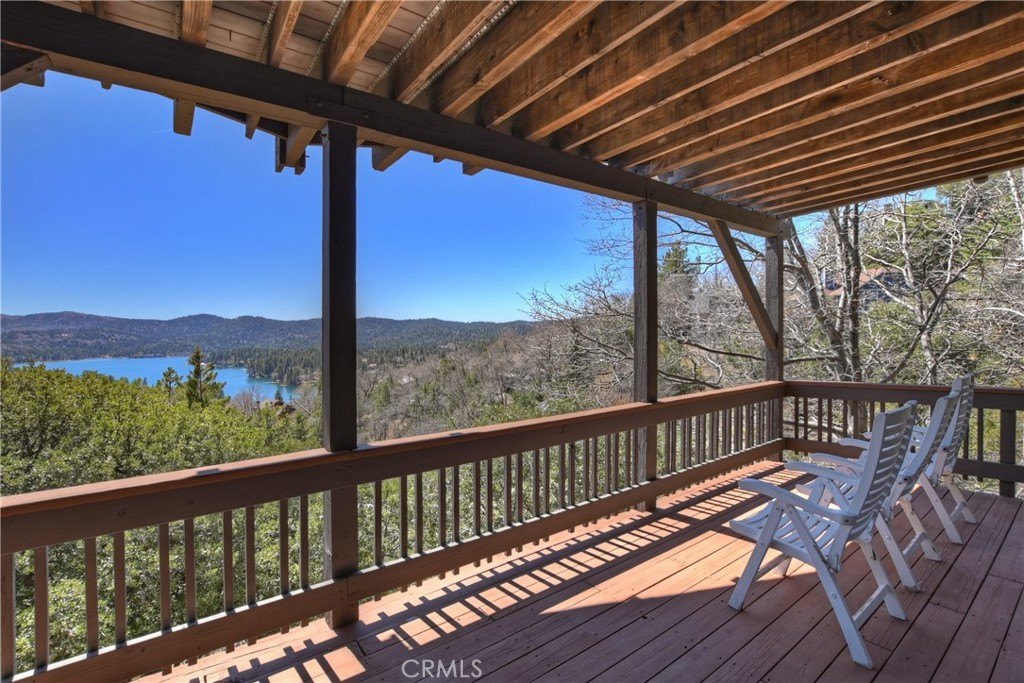 Lake Arrowhead, California, 92352, United States, 5 Bedrooms Bedrooms, ,5 BathroomsBathrooms,Residential,Forsale,1886300