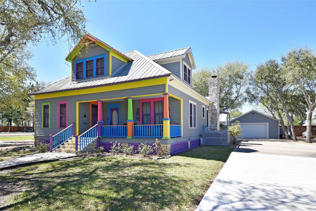 New Ulm, Texas, 78950, United States, 5 Bedrooms Bedrooms, ,4.5 BathroomsBathrooms,Residential,Forsale,1889075