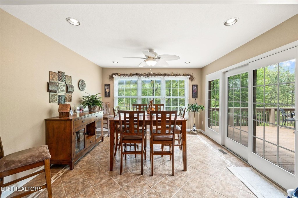 Fairfield Glade, Tennessee, 38558, United States, 3 Bedrooms Bedrooms, ,3 BathroomsBathrooms,Residential,Forsale,1907854