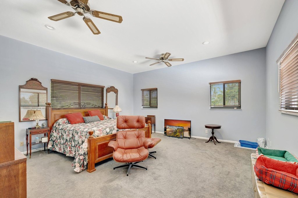 Wilton Manors, Florida, 33305, United States, 4 Bedrooms Bedrooms, ,3.5 BathroomsBathrooms,Residential,Forsale,1886557