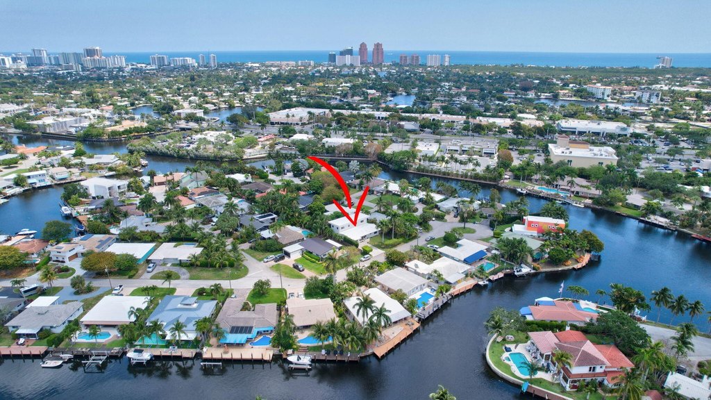 Wilton Manors, Florida, 33305, United States, 4 Bedrooms Bedrooms, ,3.5 BathroomsBathrooms,Residential,Forsale,1886557