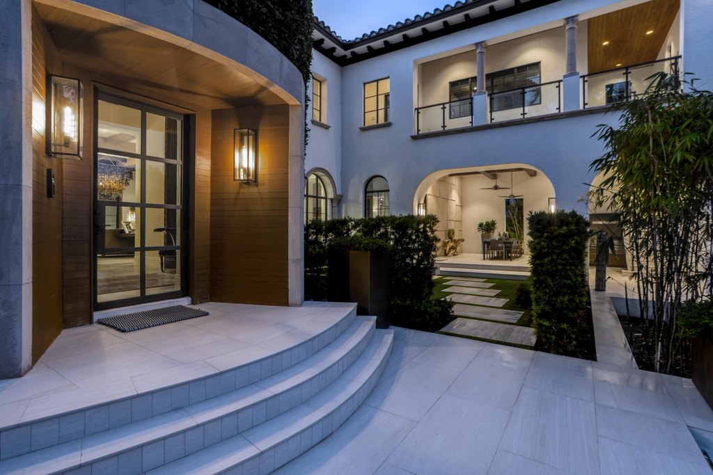 Delray Beach, Florida, 33483, United States, 7 Bedrooms Bedrooms, ,8.5 BathroomsBathrooms,Residential,Forsale,1952111