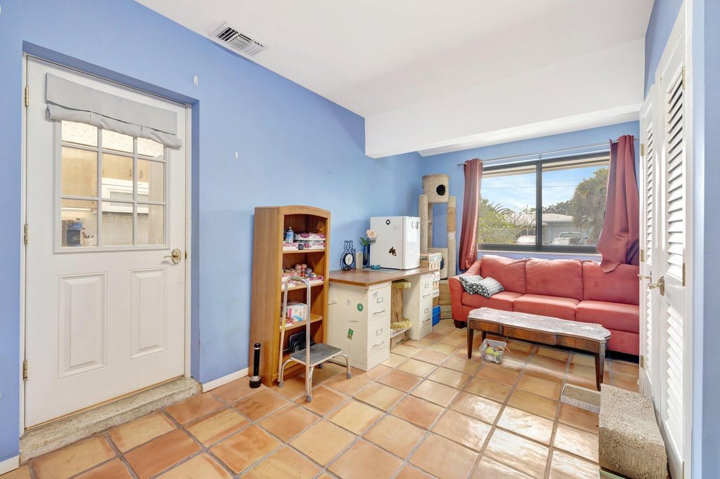 Wilton Manors, Florida, 33305, United States, 4 Bedrooms Bedrooms, ,3.5 BathroomsBathrooms,Residential,Forsale,1886557