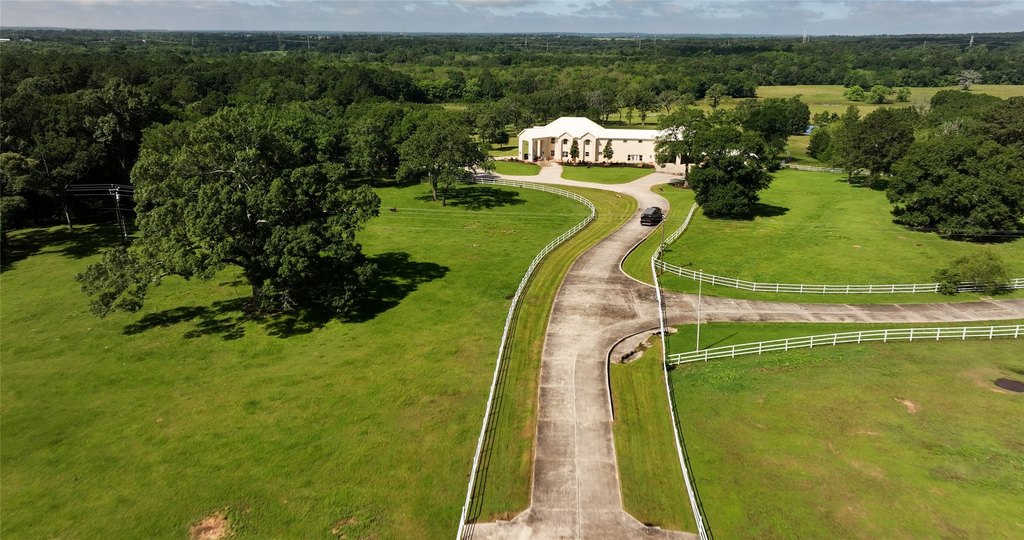 Montgomery, Texas, 77356, United States, 11 Bedrooms Bedrooms, ,8.5 BathroomsBathrooms,Residential,Forsale,1953054