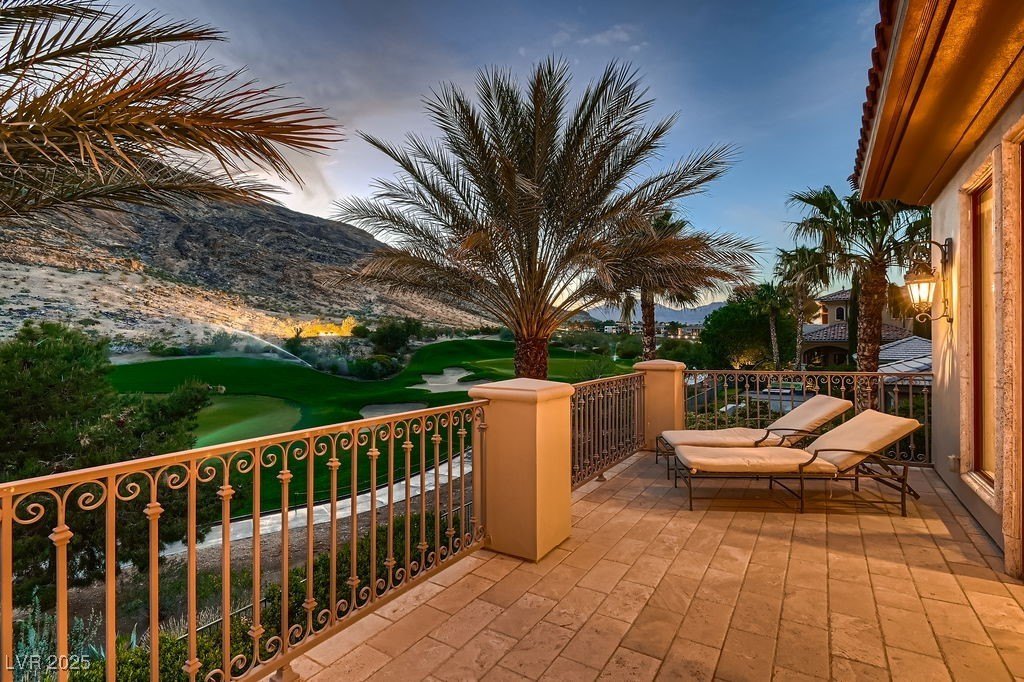 Las Vegas, Nevada, 89135, United States, 6 Bedrooms Bedrooms, ,7.5 BathroomsBathrooms,Residential,Forsale,1912774