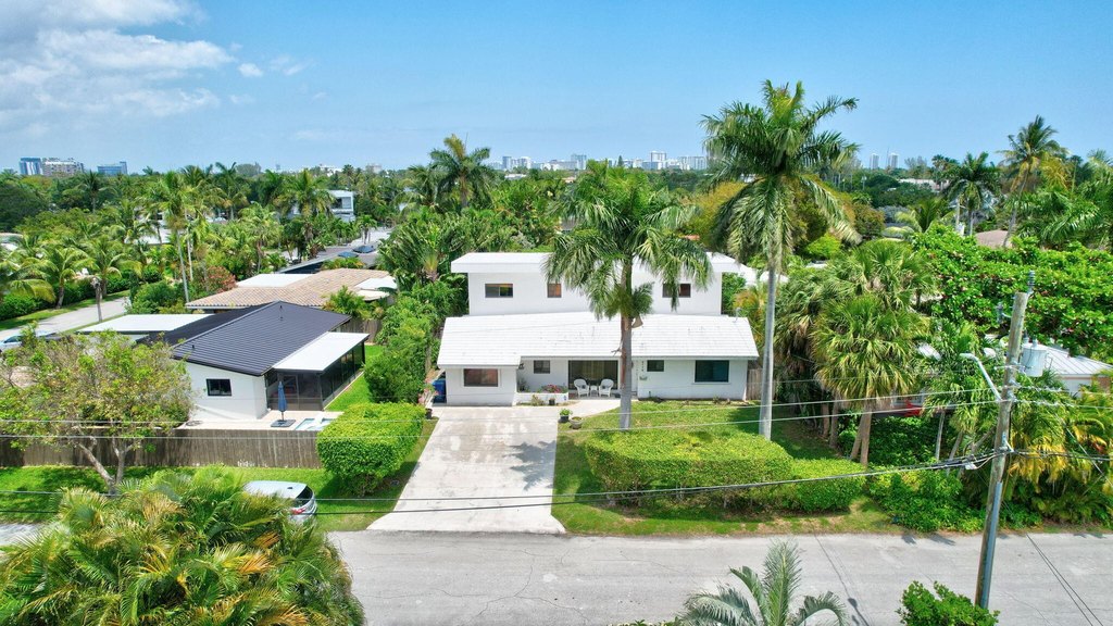 Wilton Manors, Florida, 33305, United States, 4 Bedrooms Bedrooms, ,3.5 BathroomsBathrooms,Residential,Forsale,1886557