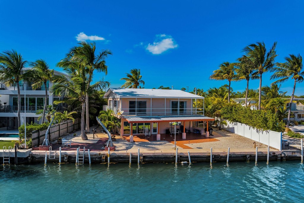 MARATHON, Florida, 33050, United States, 4 Bedrooms Bedrooms, ,3 BathroomsBathrooms,Residential,Forsale,1884615