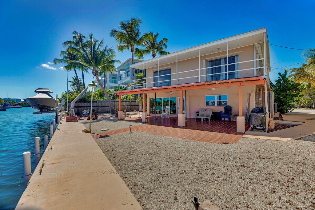 MARATHON, Florida, 33050, United States, 4 Bedrooms Bedrooms, ,3 BathroomsBathrooms,Residential,Forsale,1884615