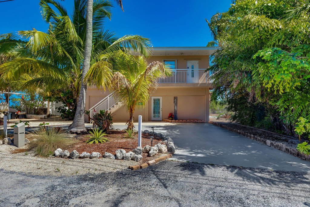 MARATHON, Florida, 33050, United States, 4 Bedrooms Bedrooms, ,3 BathroomsBathrooms,Residential,Forsale,1884615