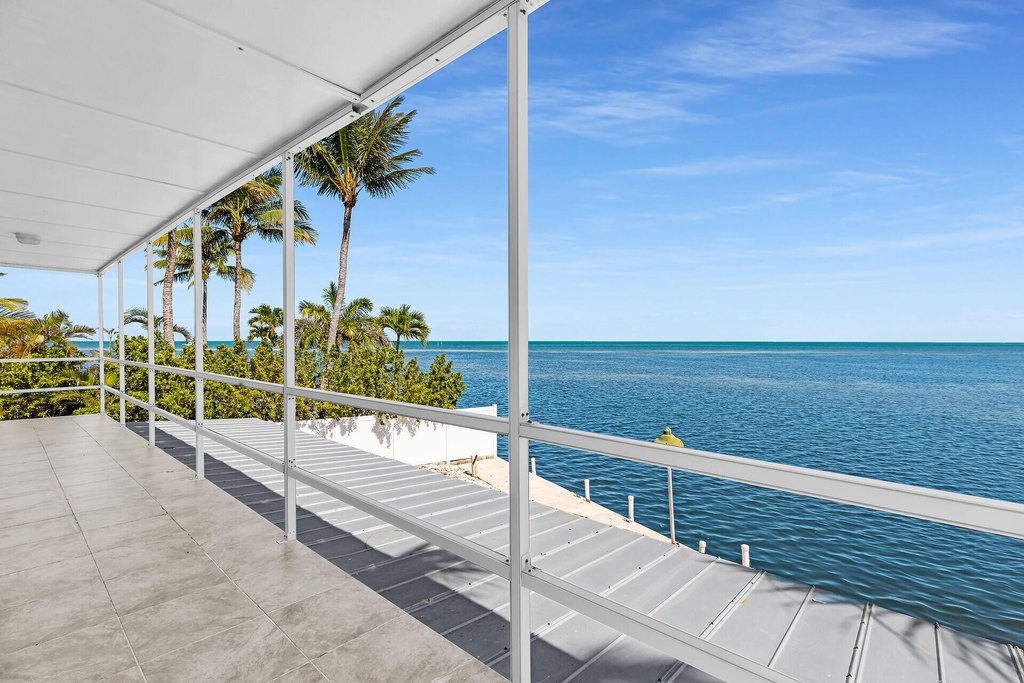 MARATHON, Florida, 33050, United States, 4 Bedrooms Bedrooms, ,3 BathroomsBathrooms,Residential,Forsale,1884615