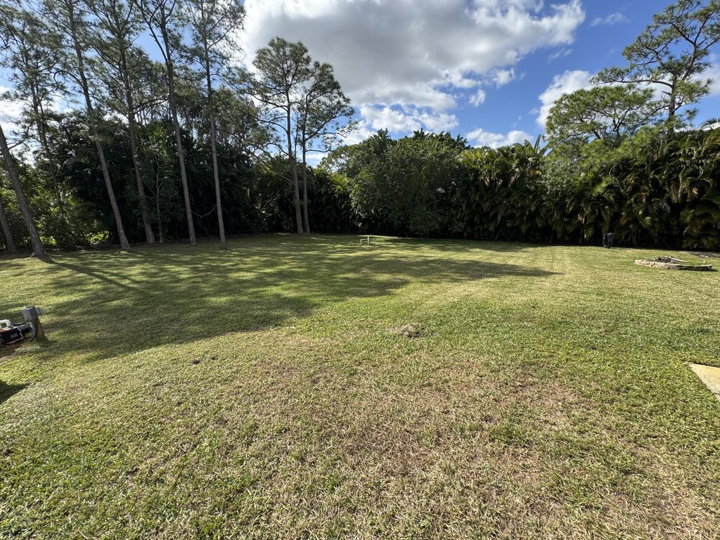 Loxahatchee, Florida, 33470, United States, 4 Bedrooms Bedrooms, ,2 BathroomsBathrooms,Residential,Forsale,1905197