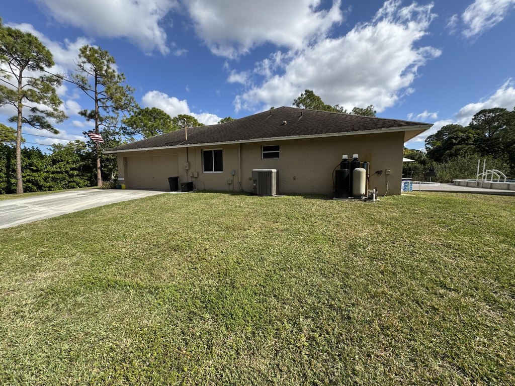 Loxahatchee, Florida, 33470, United States, 4 Bedrooms Bedrooms, ,2 BathroomsBathrooms,Residential,Forsale,1905197
