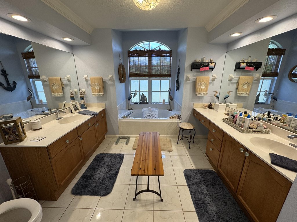 Loxahatchee, Florida, 33470, United States, 4 Bedrooms Bedrooms, ,2 BathroomsBathrooms,Residential,Forsale,1905197